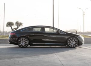 Mercedes-Benz EQS-Class Sedan VIN Decoder